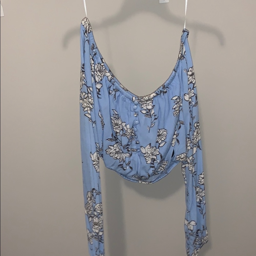 Super cute crop top with faux buttons